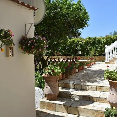 Roys Blu Apartament Kávos